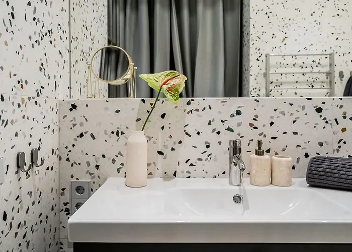 Domillion 1bdr Brand-new Uzupis W Free Parking *