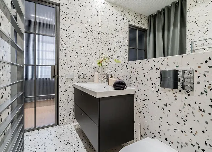 Domillion 1bdr Brand-new Uzupis W Free Parking * Vilnius